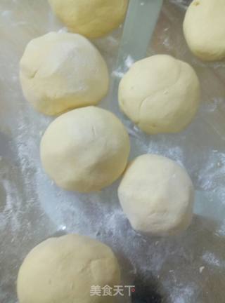 荠菜肉包的做法步骤：8