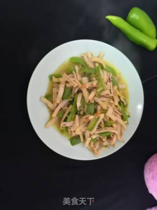 青椒鱿鱼圈的做法步骤：4