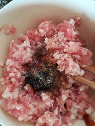 鲜肉包子的做法步骤：2