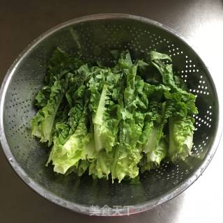 凉拌莴笋叶的做法步骤：1