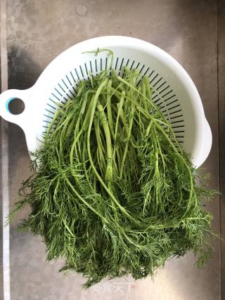茴香玉米饼的做法步骤：1