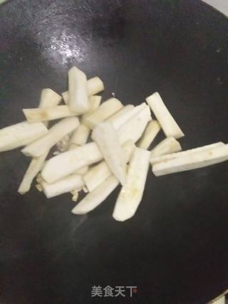 土豆烧茄子的做法步骤：6