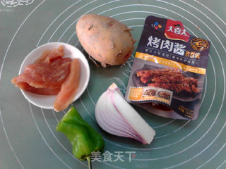 孜然土豆炒鸡丁的做法步骤：1