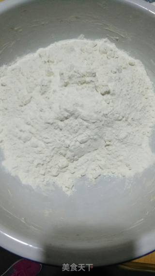 鸡蛋宽心面的做法步骤：1