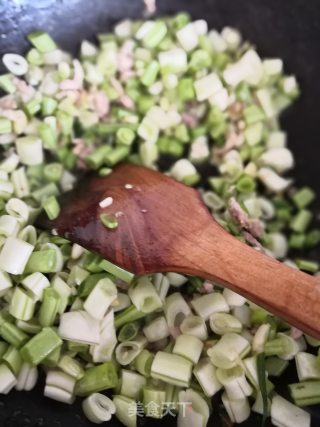 肉丁炒萝卜干豆角的做法步骤：4