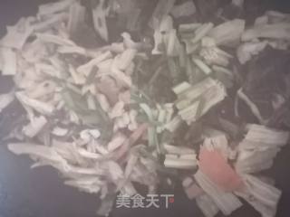 肉丁炒腐竹木耳的做法步骤：6