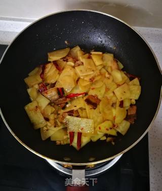 干锅土豆片的做法步骤：7