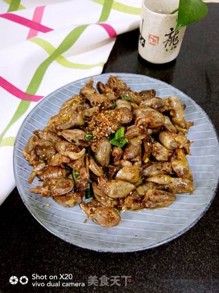 孜然烧烤料炒鸡心的做法步骤：5