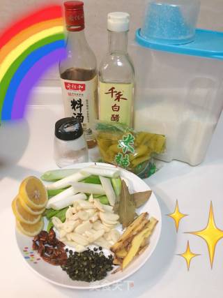 泡椒凤爪的做法步骤：2