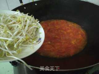 生菜银芽煮番茄的做法步骤：7