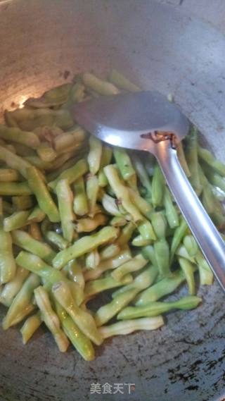 排骨炖芸豆的做法步骤：7