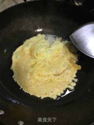 木耳炒鸡蛋的做法步骤：4