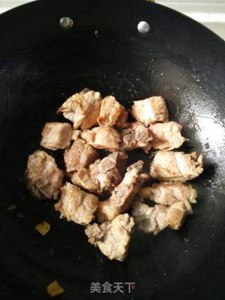电压力锅版老豆腐焖排骨的做法步骤：3