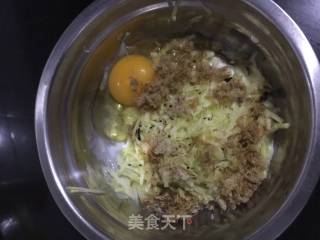 肉松西葫芦小饼的做法步骤：1