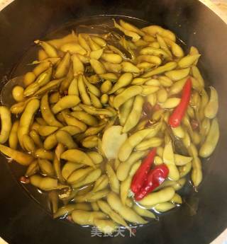 盐水毛豆的做法步骤：4