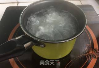 红糖小米鸡蛋粥的做法步骤：5