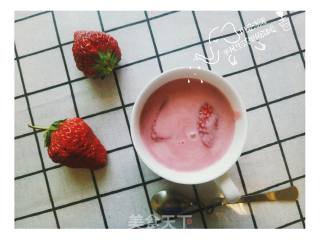 草莓奶昔（芒果奶昔）的做法步骤：2