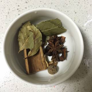 啤酒鸭的做法步骤：4