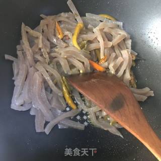 酸菜魔芋丝的做法步骤：3