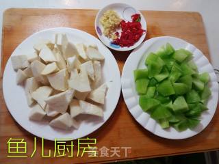 双笋戏虾球──“鱼儿厨房”私房菜的做法步骤：5