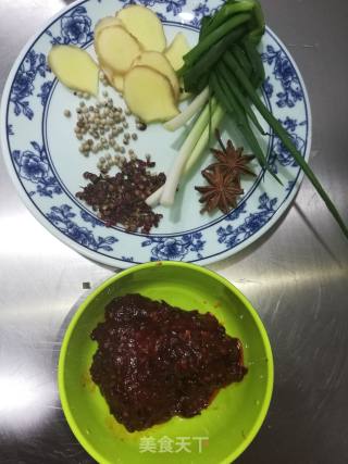 酱香牛肉的做法步骤：2