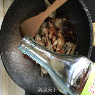香辣鸡爪的做法步骤：7