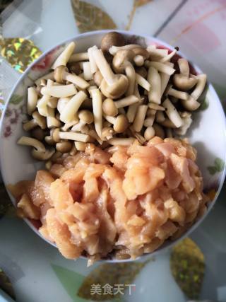 低脂好菜～蟹味菇炒鸡脯肉的做法步骤：1