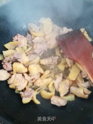 鸡肉炒豆腐的做法步骤：5