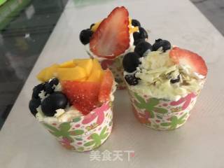 戚风奶油水果生日蛋糕的做法步骤：17