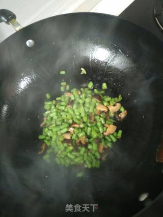 香滑果冻豆角的做法步骤：2