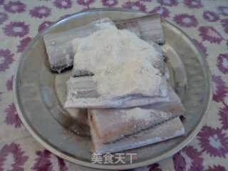 烧带鱼的做法步骤：2