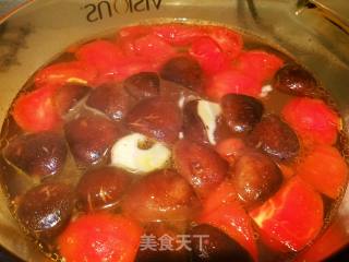 番茄蘑菇肉丸子三鲜汤的做法步骤：5