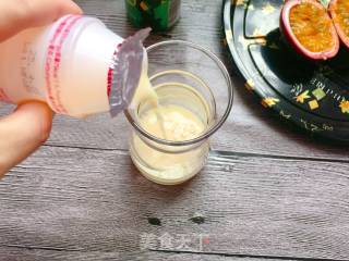 百香果饮品的做法步骤：3