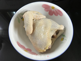 砂锅烤窑鸡的做法步骤：1