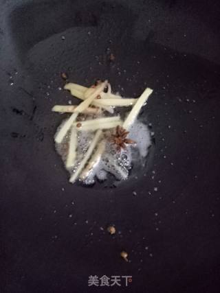 娃娃菜芦笋炒牛肉的做法步骤：2