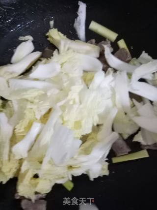 娃娃菜芦笋炒牛肉的做法步骤：4