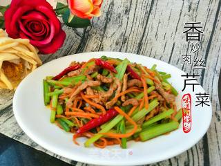 香炒肉丝芹菜的做法步骤：6