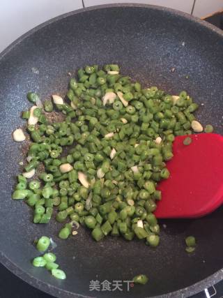 干煸肉末豆角的做法步骤：6