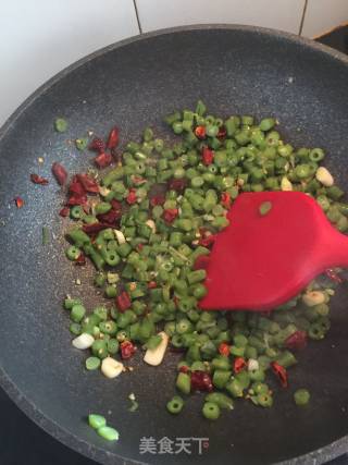 干煸肉末豆角的做法步骤：7