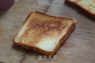 牛油果鸡蛋土司片的做法步骤：5