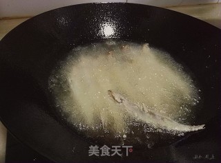 香酥多春鱼的做法步骤：6