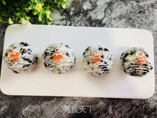 咸蛋黄肉松饭团-便当的做法步骤：9