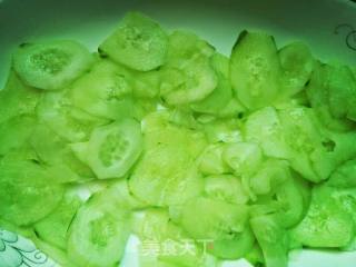 蒜泥白肉的做法步骤：2