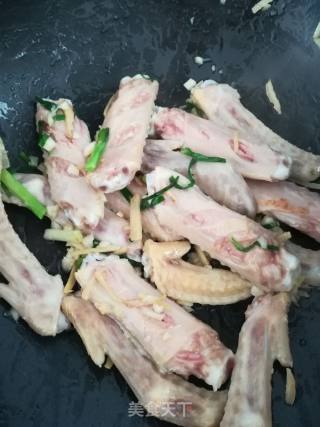 蒜香鸭翅的做法步骤：8