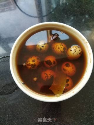 卤煮鹌鹑蛋的做法步骤：4