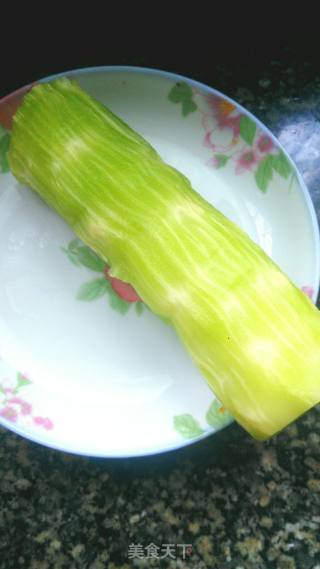 莴笋炒木耳的做法步骤：1