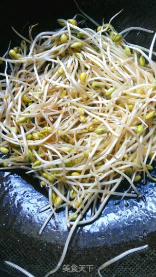 家常黄豆芽的做法步骤：4