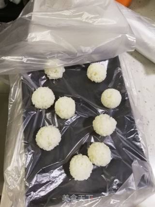 小丑娃饭团子的做法步骤：1
