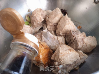 排骨炖榛蘑的做法步骤：6