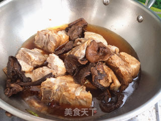 排骨炖榛蘑的做法步骤：7